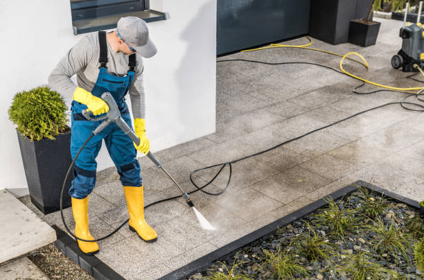 Fence Pressure Washing in Melville, NY